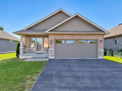 38 Mercedes Drive, Belleville, On K8n 0b7