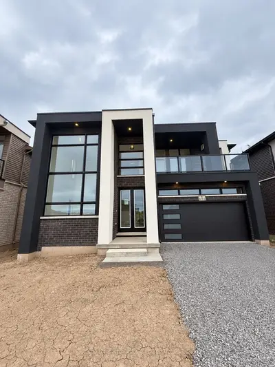 8783 Harlyn Common, Niagara Falls, On L2g 0e4