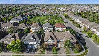 768 White Alder Avenue, Blossom Park - Airport And Area, On K1t 0e9