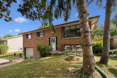 66 Woolwich Street W, Centre Wellington, On N0b 1s0