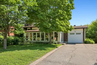 37 Lyall Street, Cityview - Parkwoods Hills - Rideau Shore, On K2e 5g7