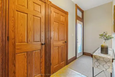 107 Catharine Street S Main Floor, Hamilton, On L8n 2j5