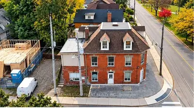 74 Locke Street N, Hamilton, On L8r 3a5