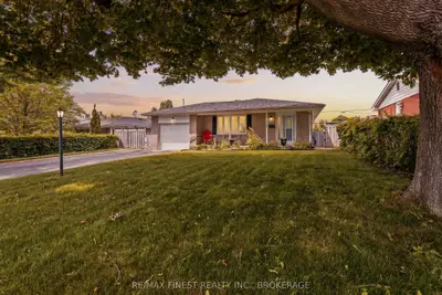 746 Laidlaw Crescent, Kingston, On K7m 5m5