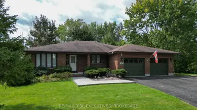 27 Gore Street, Loyalist, On K0h 2h0