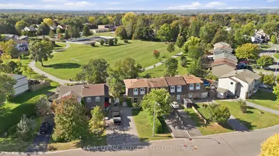 909 Lawnsberry Drive, Orleans - Cumberland And Area, On K1e 1y2
