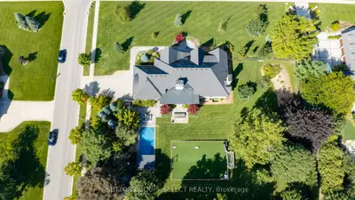 1039 Cherrygrove Drive, London South, On N6k 5b2