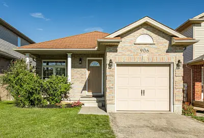 906 Bitterbush Crescent, London North, On N6h 5x5