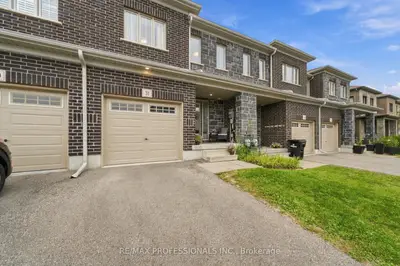 135 Hardcastle Drive 31, Cambridge, On N1s 0b6