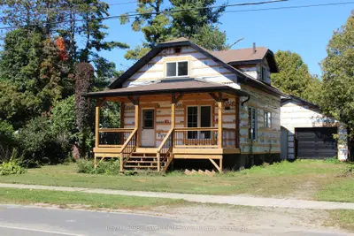 23 Bridge Street, Lake Of Bays, On P0b 1a0