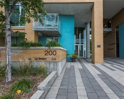 200 LETT Street 703, West Centre Town, ON K1R 0A7