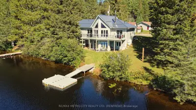 144 FLYING CLUB Road, Greater Madawaska, ON K0J 2R0