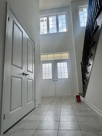 6 E Mackenzie Street E, Southgate, On N0c 1b0