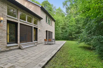 24 Marchvale Drive, Kanata, On K2w 1c2