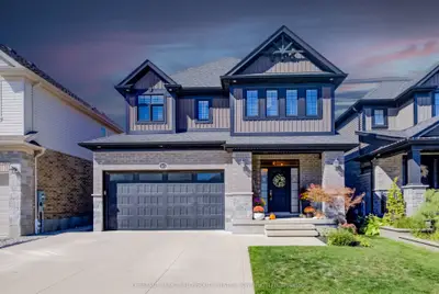 35 Greyhawk Street, Kitchener, On N2k 0c7
