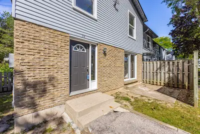 70 Fiddlers Green Road 74, London North, On N6h 4r4