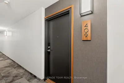 40 Landry Street 409, Vanier And Kingsview Park, On K1l 8k4