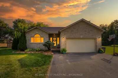 4404 Ashwood Drive, Frontenac, On K0h 2t0