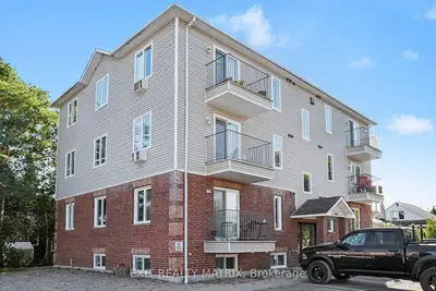 902 Notre Dame Street 100a, Russell, On K0a 1w0