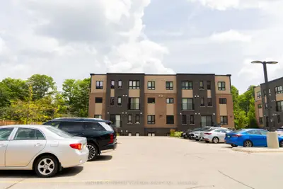 190 Century Hill Drive A5, Kitchener, On N2e 2w6