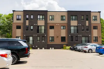 190 Century Hill Drive A5, Kitchener, On N2e 2w6