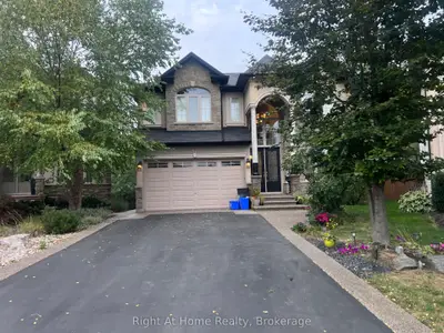 52 Lorupe Court Upper, Hamilton, On L9g 0c8