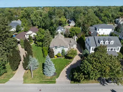169 John Street W, Niagara-on-the-lake, On L0s 1j0