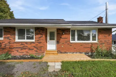 696 Whites Road, Quinte West, On K8v 5p8