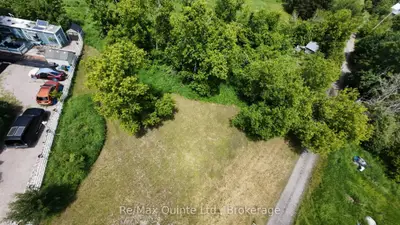 22 John Street, Madoc, On K7r 3k7
