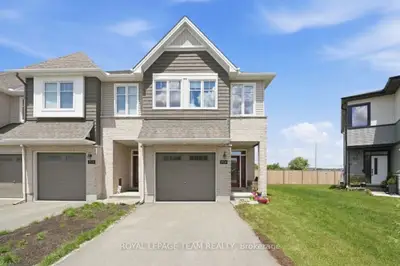 715 Maverick Crescent, Stittsville - Munster - Richmond, On K2s 2x1