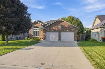 20 Turnberry Drive, Thames Centre, On N0l 1g3