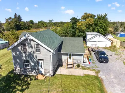 1069 Sunnyside Road, Kingston, On K7l 4v4