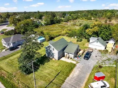 1069 Sunnyside Road, Kingston, On K7l 4v4