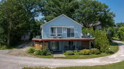 64 Valley Road, Georgian Bay, On L0k 1s0