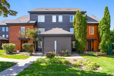 110 Fairway Court 210, Blue Mountains, On L9y 0p8