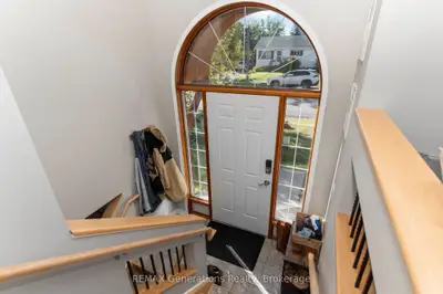330 Montclair Street, Thunder Bay, On P7a 1m4