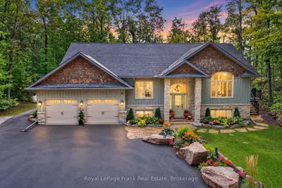 101 Mitchell Crescent, Trent Lakes, On K0l 1j0