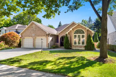 648 Bayhampton Crescent, Waterloo, On N2k 3p1
