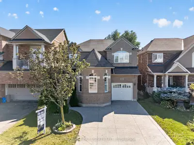 366 Montreal Circle, Hamilton, On L8e 0c7