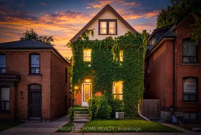 24 Locke Street S 1, Hamilton, On L8p 3z8