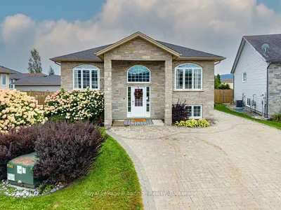 696 Weiler Boulevard, Thunder Bay, On P7c 0a7