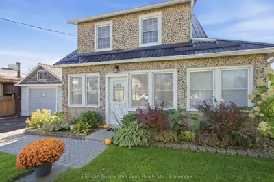 35 Queen Street, Tyendinaga, On K0k 3a0