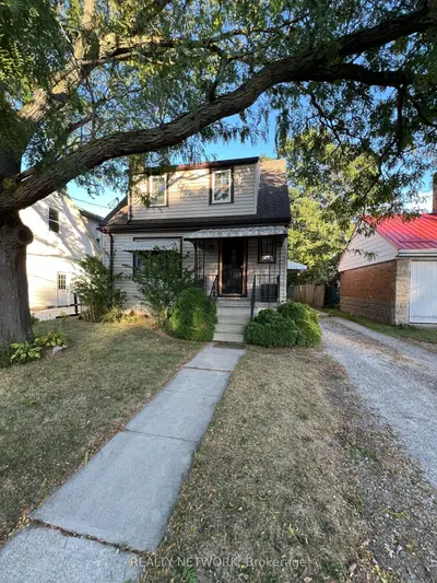 131 Emerson Street, Hamilton, On L8s 2x7