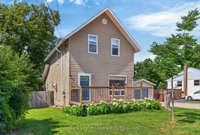 4 Bertie Street, Kawartha Lakes, On K9v 1j1