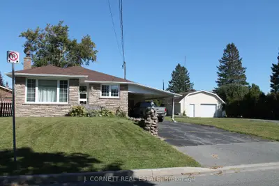 1319 NOTRE DAME Street, Cornwall, ON K6J 4Y9