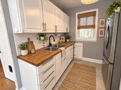 40 Pleasant Avenue, Kitchener, On N2m 4a3