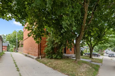 188-190 Caroline Street S, Hamilton, On L8p 3l2