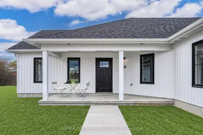 14 Meadowcreek Drive 403, Brighton, On K0k 1h0