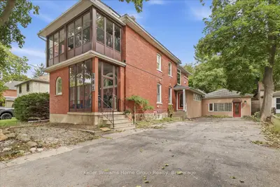 401 Laurel Street, Cambridge, On N3h 3y7