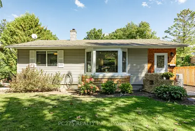 82 Centre Street, Huron East, On N0k 1w0